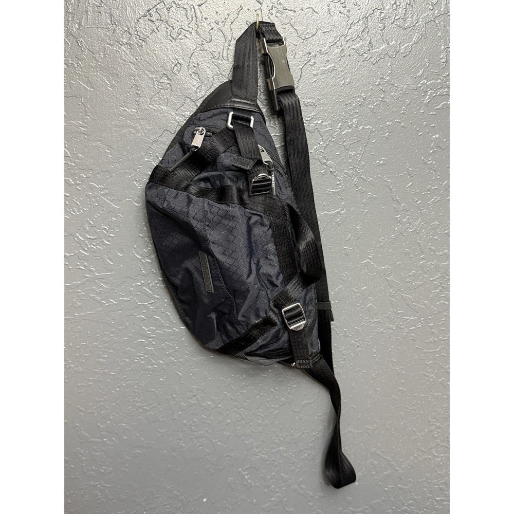 Athleta Excursion Belt Bag